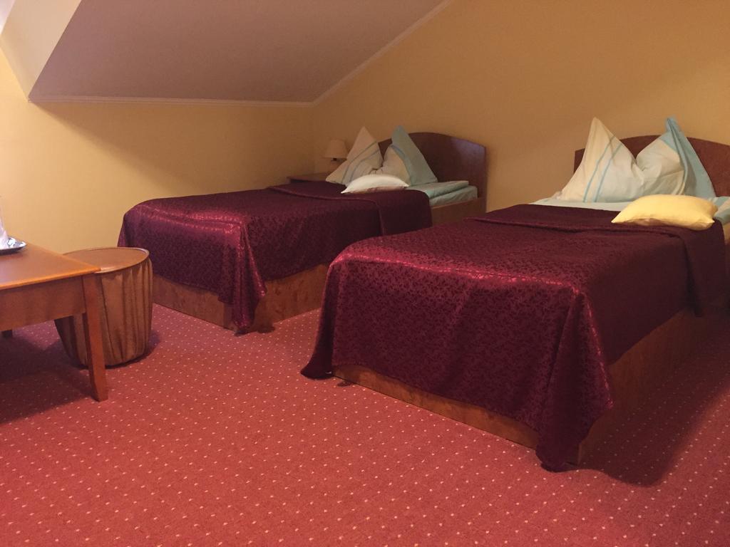 Hotel Cardinal Satu Mare Exteriér fotografie