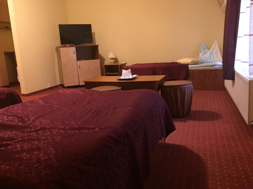 Hotel Cardinal Satu Mare Exteriér fotografie