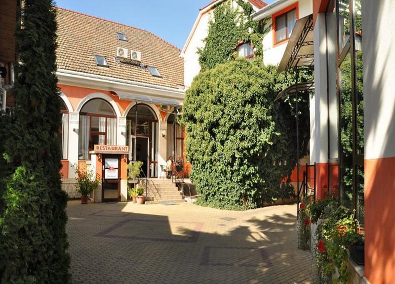 Hotel Cardinal Satu Mare Exteriér fotografie