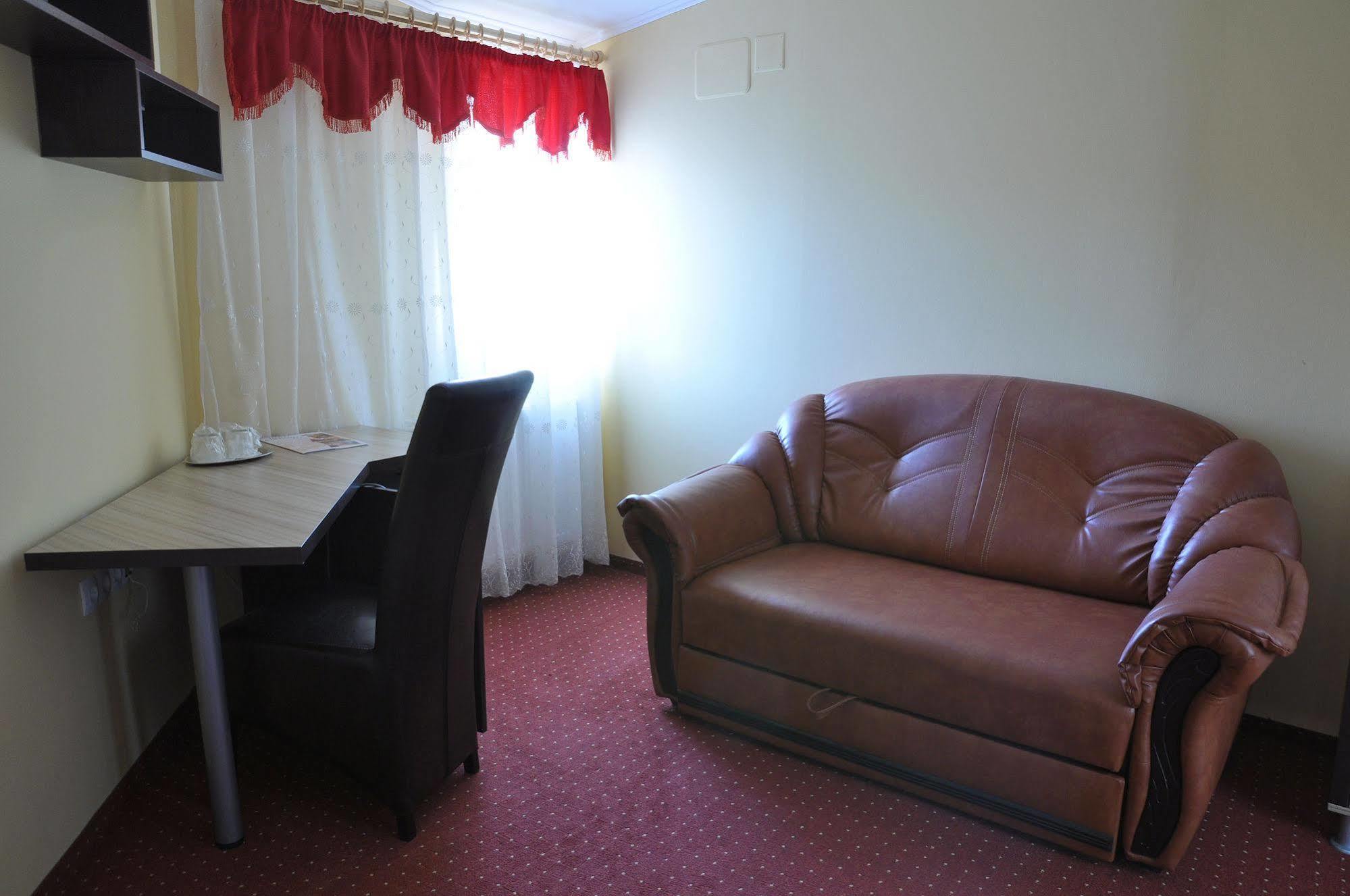 Hotel Cardinal Satu Mare Exteriér fotografie
