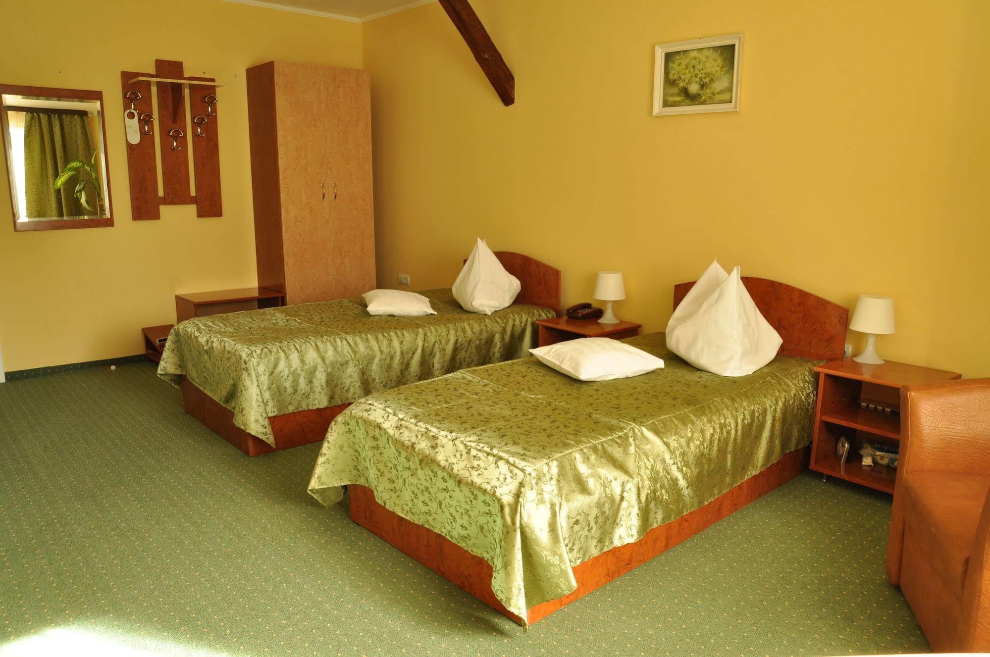 Hotel Cardinal Satu Mare Exteriér fotografie