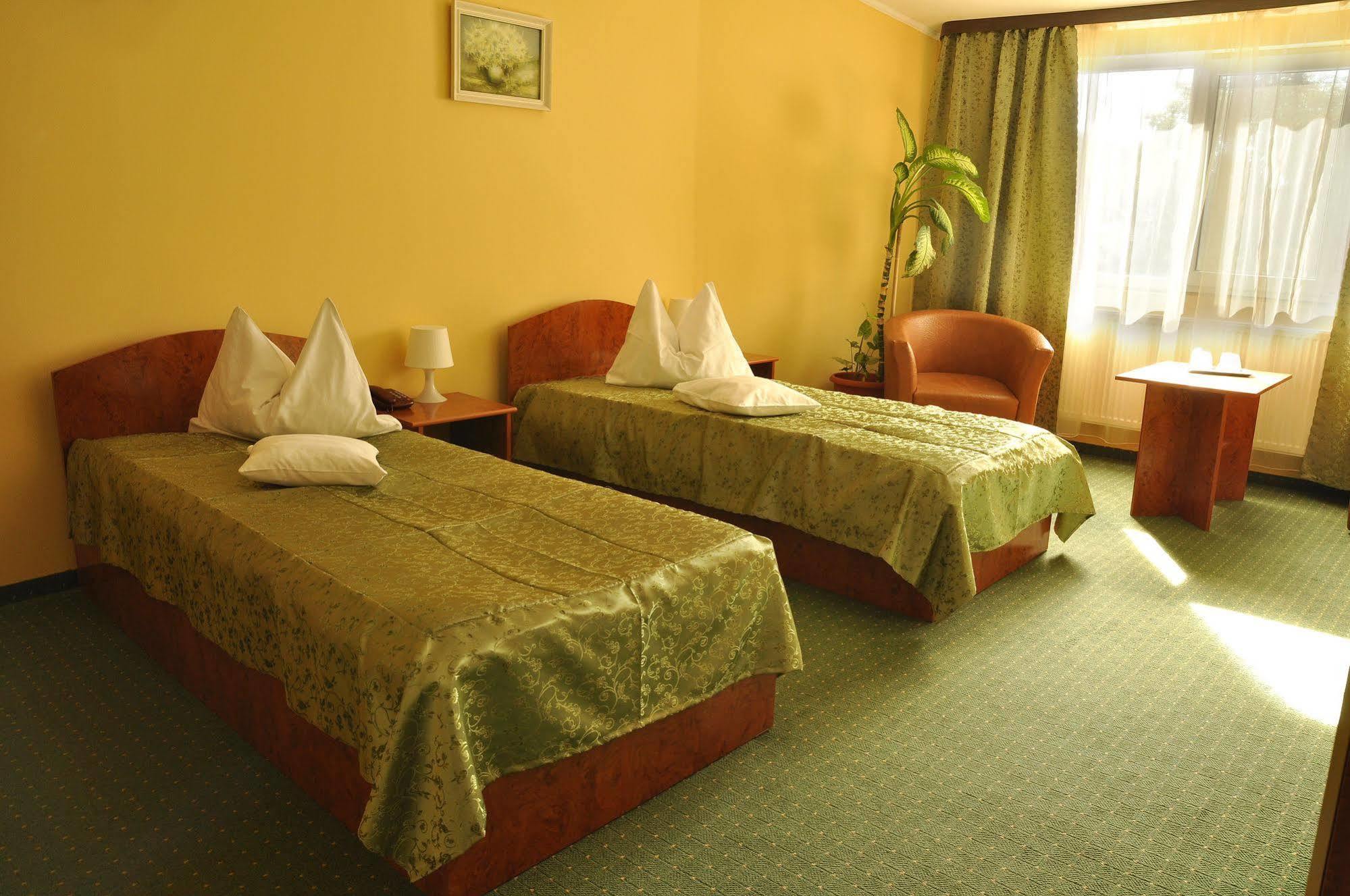 Hotel Cardinal Satu Mare Exteriér fotografie