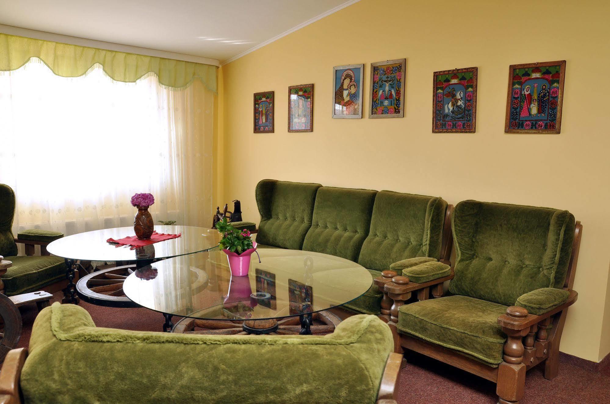 Hotel Cardinal Satu Mare Exteriér fotografie