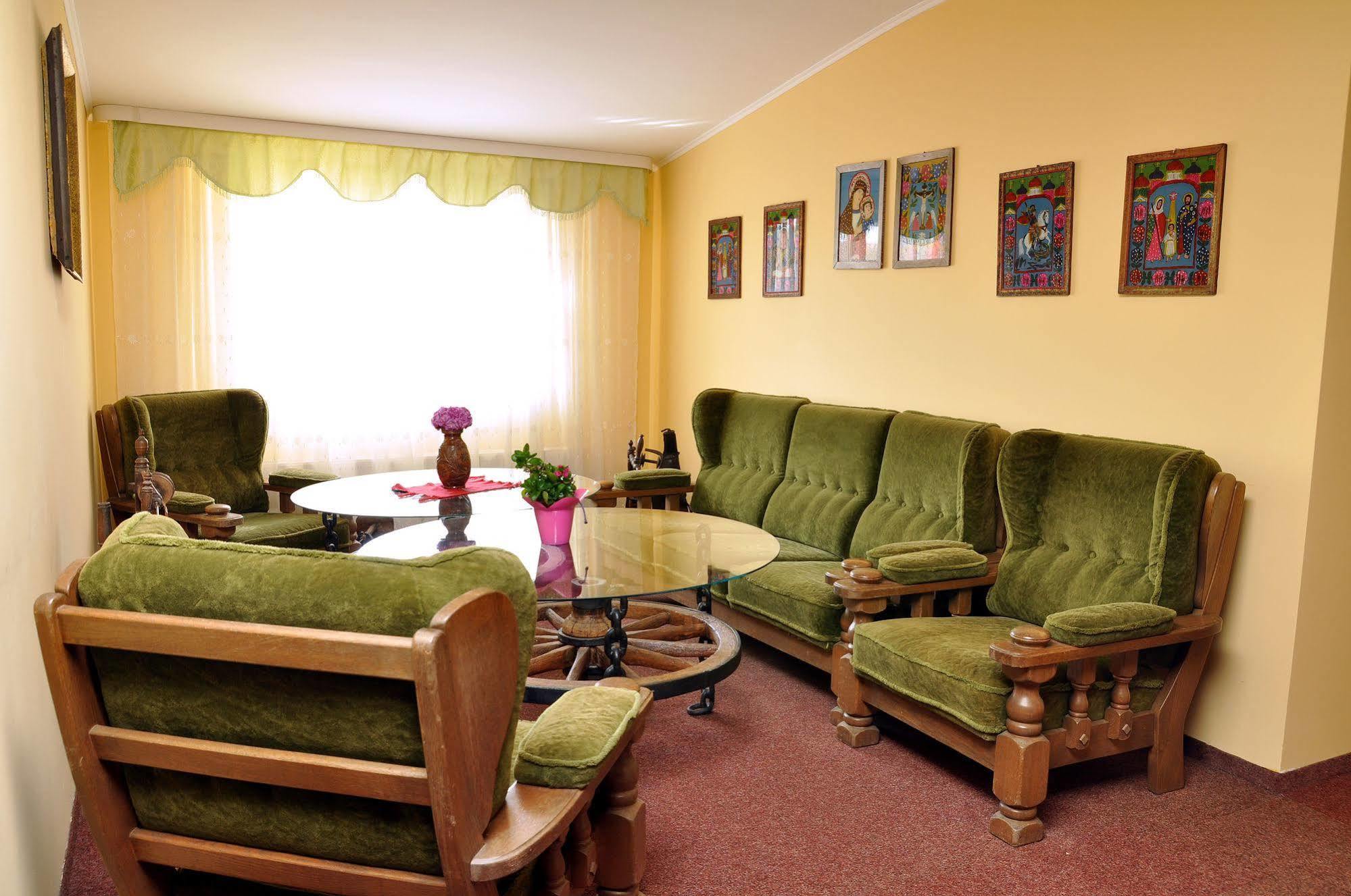 Hotel Cardinal Satu Mare Exteriér fotografie